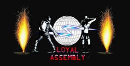 Zwei Figuren mit fächerartigen Objekten vor einer Kugel, Hintergrund mit Funken und Text "Loyal Assembly".
