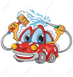 Coche sonriente con brazos lava con manguera y cepillo, burbujas alrededor.