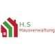 Logo von H.S Hausverwaltung mit roten und grünen Haus-Symbolen.