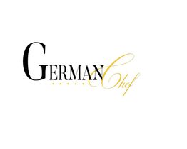 Schriftzug "German Chef" in stilvollen schwarzen und goldenen Buchstaben auf weißem Hintergrund.
