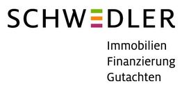 Schwedler-Logo mit Text: Immobilien, Finanzierung, Gutachten. Buchstabe „E“ in Farben.