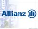 Logo der Allianz-Versicherung mit blauen Flaggen im Hintergrund.