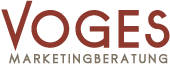 Logo von Voges Marketingberatung mit roter Schrift auf weißem Hintergrund.