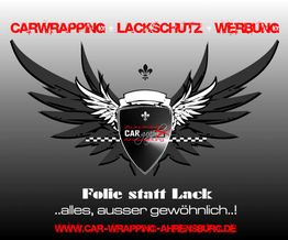 Schwarzes Wappen mit Flügeln, Text: „Folie statt Lack“, Website unten in Rot.
