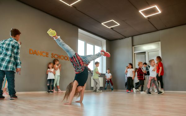 Kleine Kinder übern Breakdance