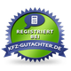 Grünes Siegel mit Text: "Registriert bei kfz-gutachter.de", blauem Rand und Sprechblase.