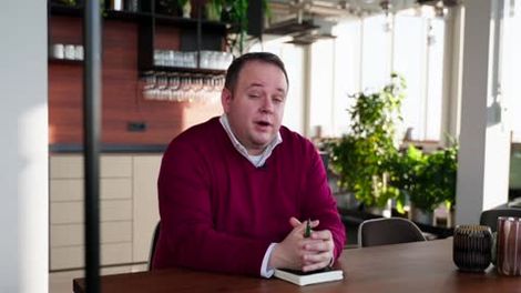 Seit dem 01.01.2023 gibt es meinen Onlinekurs für bessere Mitarbeitergespräche. Buche jetzt den Kurs und erleichtere deinen Führungsalltag.