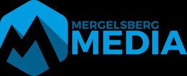 Logo von Mergelsberg Media mit stilisiertem "M" in Blau auf schwarzem Hintergrund.