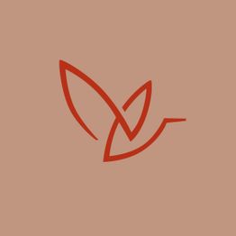 Rotes abstraktes Blatt-Design auf hellbraunem Hintergrund.