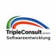 Logo von TripleConsult GmbH mit bunten Bögen über dem Schriftzug "Softwareentwicklung".