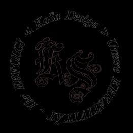 Alt-Text: Rundes Logo mit "KaSa Design" und Schriftzug "Unsere Kreativität - Ihr Erfolg!"