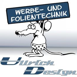 Comic-Maus hält ein Schild mit "Werbe- und Folientechnik". Unten steht "Ulrich Design".
