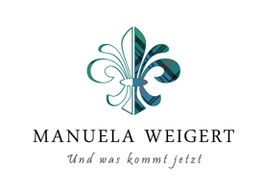 Logo mit stilisierter Blume und Text: "MANUELA WEIGERT - Und was kommt jetzt".