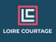 Logo "Loire Courtage" avec cadre carré rouge et initiales L et C en blanc sur fond bleu.