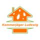 Logo mit orangefarbenem Haus und Schädlingen, Text: "Kammerjäger Ludewig".