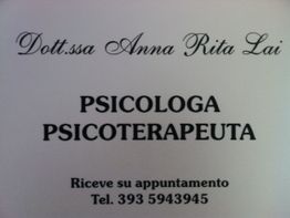 Biglietto da visita di psicologa e psicoterapeuta. Riceve su appuntamento. Tel. 393 5943945.