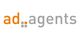 Logo mit Text "ad agents" in orange und grau, mit quadratischen Mustern neben "ad".