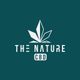 Logotipo verde con texto "The Nature CBD" y un dibujo de hoja estilizada.