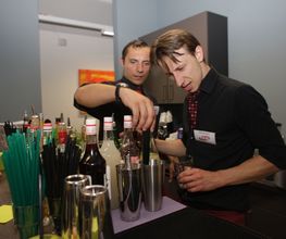 RED Mobile Barkeeper