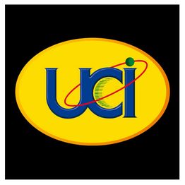 Logotipo UCI com fundo amarelo e letras azuis, circundadas por um anel vermelho e ponto verde.