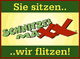 Text: "Sie sitzen... Schnitzel MÄXX ...wir flitzen!" in grünem und rotem Design auf gelbem Hintergrund.