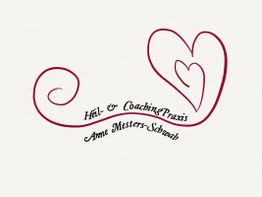 Zwei ineinander verschlungene Herzen mit Schriftzug: "Heil- & CoachingPraxis Anne Mesters-Schwab".