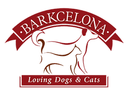 Logotipo de Barkcelona con siluetas de perro y gato, y texto "Loving Dogs & Cats" en rojo.