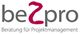 Logo mit dem Text "bezpro: Beratung für Projektmanagement" in Grau und Rot.