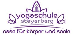Logo der Yogaschule Steyerberg, lila Text mit Lotus-Symbolen und dem Satz "Oase für Körper und Seele".