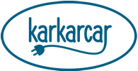 Logotipo azul de "karkarcar" con un enchufe eléctrico al final del texto dentro de un óvalo.