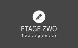 Logo mit Schrift "ETAGE ZWO Textagentur" und Stift-Symbol auf grauem Hintergrund.