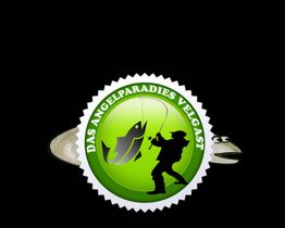 Grünes Logo mit Angler-Silhouette und Fisch, Text: "Das Angelparadies Velgast".