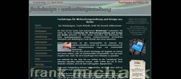 Website für Webseitengestaltung; Begrüßungstext und Menü; Kontaktinfos oben rechts.