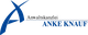 Blaues stilisiertes "A", daneben der Text "ANKE KNAUF" in blauer Schrift.