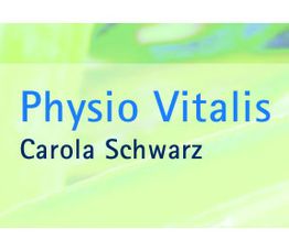 Grüner Hintergrund mit der blauen Aufschrift: "Physio Vitalis Carola Schwarz".