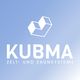 Logo von Kubma Zelt- und Zaunsysteme vor blauem Hintergrund mit weißem Symbol.