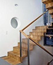 Faltwerktreppe gerade als Podesttreppe