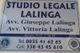 Targa dello Studio Legale Lalinga con dettagli su contatti e orari di ricevimento.