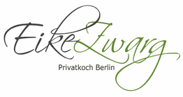 „Eike Zwarg, Privatkoch Berlin“ in stilvoller Schrift, „Eike“ in Schwarz, „Zwarg“ in Grün.