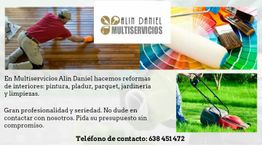 Hombre pintando suelo, rodillos y cortacésped; contacto Multiservicios Alin Daniel: 638 451 472.