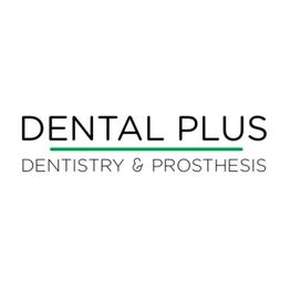Logo "Dental Plus" con testo "Dentistry & Prosthesis". Linea verde sottolinea il nome.