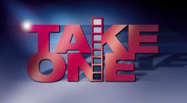 Roter Text "Take One" mit Filmstreifenmotiv vor blauem Hintergrund.