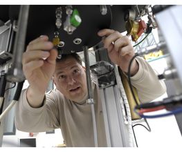 Reportage Fallturm Bremen - Experimente in der Schwerelosigkeit