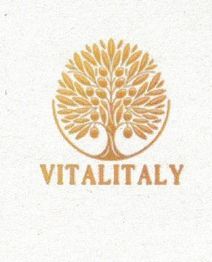 Ein stilisierter goldener Baum über dem Schriftzug "VITALITALY".