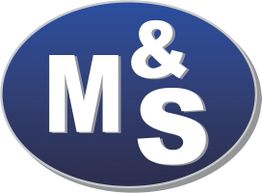 Blaues Oval mit weißen Buchstaben "M&S" im Zentrum.