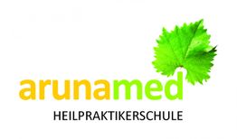 Logo der Heilpraktikerschule arunamed mit Blattgrafik in Grün.