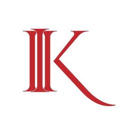 Rotes stilisiertes "IK"-Logo auf weißem Hintergrund.