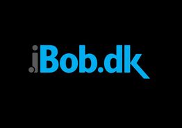 Logo af ibob.dk med blå tekst på sort baggrund.