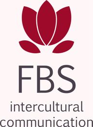 Logo mit roter Lotusblume über den Worten "FBS intercultural communication".