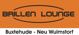 "Logo der Brillen Lounge mit Standorten in Buxtehude und Neu Wulmstorf, orange Hintergrund."